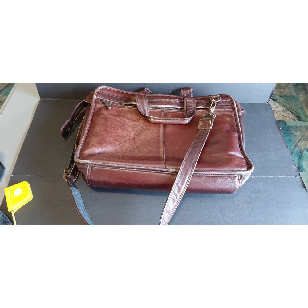authentic vintage executive Avenues America dark brown leather Briefcase Old Bag